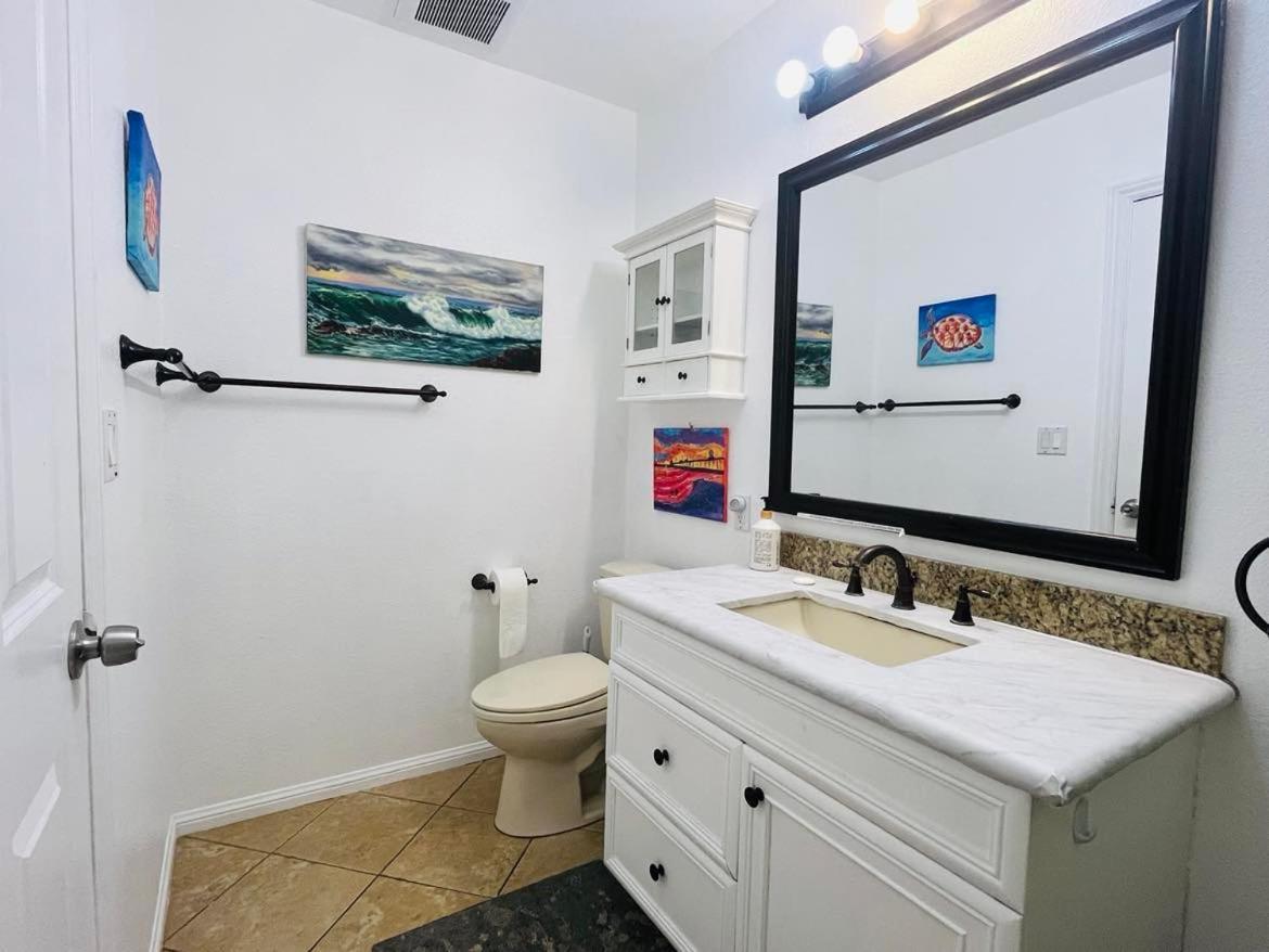 Costa Mesa Homestay - Private Rooms With 2 Shared Baths And Hosts Onsite Bagian luar foto
